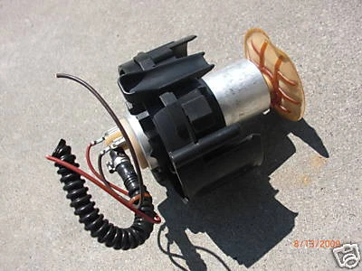 1995-2001 BMW E38 740iL 740i 740 750iL 750 FUEL GAS PUMP Genuine OEM - Image 1 of 4