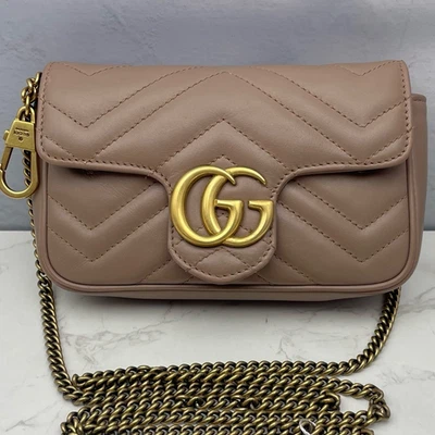 Bolso de Hombro Gucci Marmont Mini Cadena Beige Dorado Herrajes Mujeres Clásico Foto 1 de 4