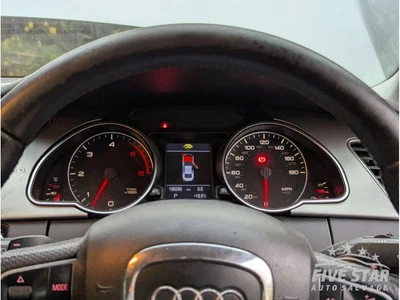 Cuadro de instrumentos velocímetro Audi A5 3.0 TDI quattro diésel 176kW (240 CV) Foto 1 de 3