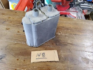 Camioneta pickup Bronco 1973-79 F100-350 78/79 con soporte y bote de carbón OEM - Imagen 1 de 4