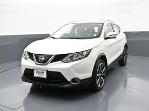 2018 Nissan Rogue SL - Picture 1 of 40