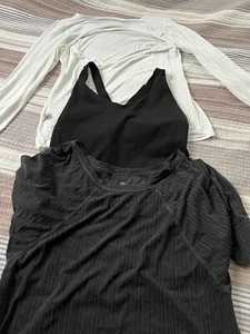 Damen Workout Gym Tops schwarz weiß dunkelgrau Outfit Paket M L💓 - Bild 1 von 12