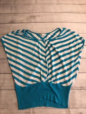 Suéter tejido Chevron azul brillante mediano New York & Company Top para mujer Foto 1 de 4