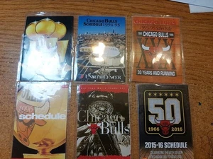 Lot 6 Chicago Bulls Vintage  Pocket Schedules - Bild 1 von 7
