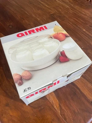YOGURTIERA GIRMI con 7 vasetti in vetro e tappo di plastica - Immagine 1 di 4