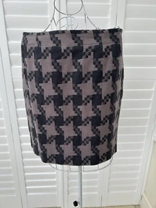 Boden Ladies light Grey/ Dark Grey Houndstooth Pattern Wool Blend Skirt 12R - Picture 1 of 9