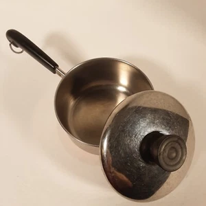 Revere Ware 1 Quart Sauce Pan With Lid 1801 Clinton Illinois Made in the USA - Picture 1 of 11