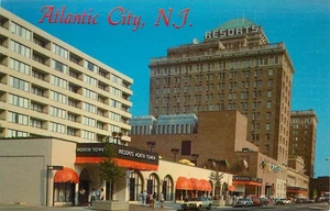 Vintage Atlantic City NJ Resorts Casino North Tower Postcard - Picture 1 of 2