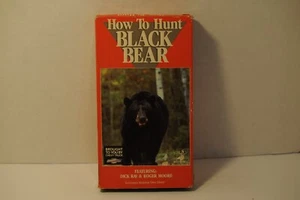 How to hunt Black Bear, Dick Ray & Roger Moore, Hunting video, VHS tape format - Imagen 1 de 3