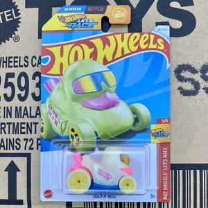 🐥GLOW Duck N' Roll Hot Wheels Netflix Let's Race 2024 167/250 Rubber Bath Jeep - Picture 1 of 11