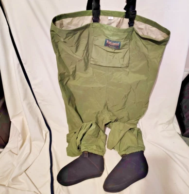 Hodgman 13670 Wadelite Breathable Waders Chest High Footies Size XL - Image 1 of 4
