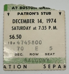 1974 Ticket Capitals -1 VS. Boston BRUINS -12 BOBBY ORR 2 Goals 2 Assists🥏 - Picture 1 of 2