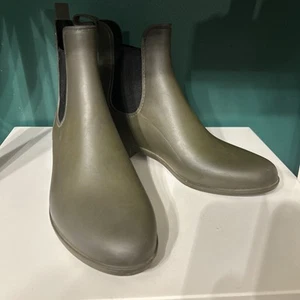 Merona Women’s Green Ankle Rain Boot Size 8 - Picture 1 of 5