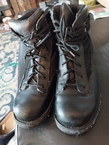 Mens Danner Tactical Boots. Size 10. - Picture 1 of 7