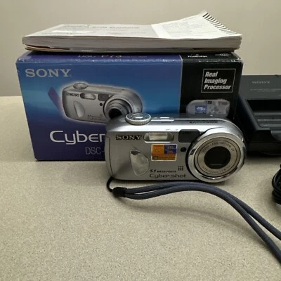 Sony Digital Camera Cybershot DSC-P93A 5.1 MP With Box, READ Description - Image 1 of 4