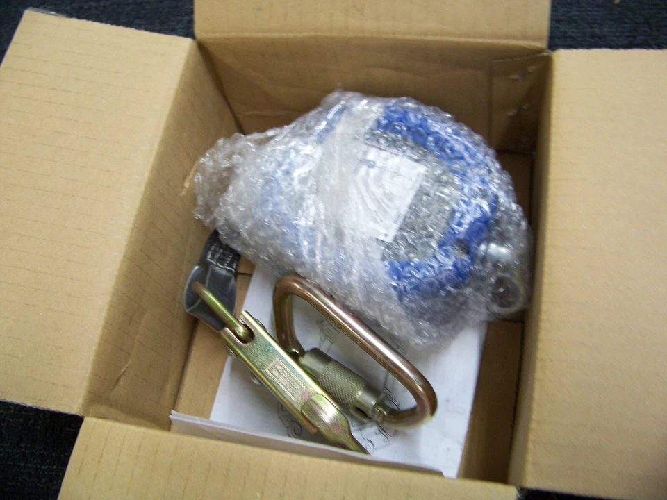 Werner R530011 11-foot Baseline Web Self-retracting Lifeline