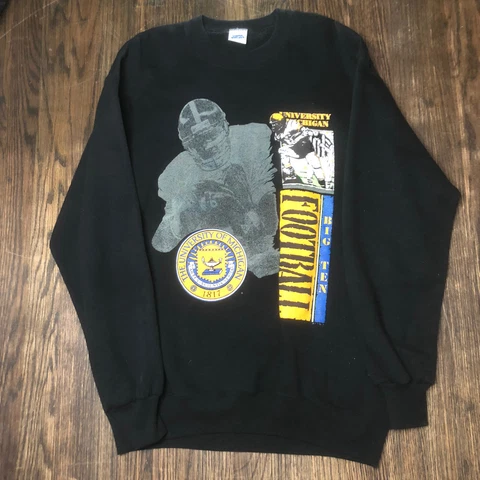 Vintage 90’s University Of Michigan Football Crewneck Sweatshirt XL Jerzees UofM Cover