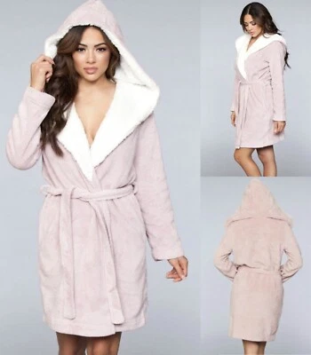NUEVO CON ETIQUETAS Be Wicked Janet Bata de Felpa con Capucha Forrada Sherpa S/M, L/XL Foto 1 de 4