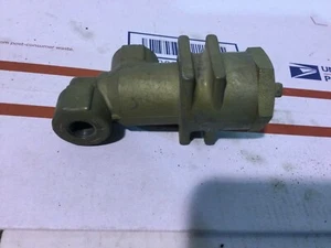 Military M105 Trailer Air Inlet Check Valve, NOS, Good Condition - Bild 1 von 3