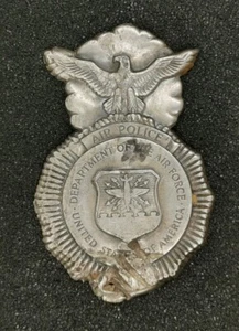 USA Rare Air Police Badge Department Air Force USAF 1950-1960 Striped License Plate - Picture 1 of 6