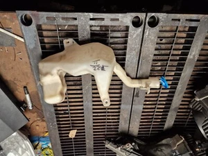 Honda Jazz MK2 2010 (08-15) Windscreen Washer Tank Bottle Reservoir - Picture 1 of 11