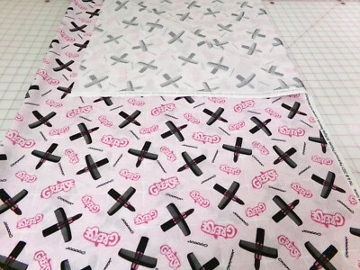 Tela icono grasa rosa y negra. Peines y pasadores. (2021). BTY x 44. J25-698 Foto 1 de 4