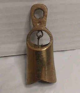 Vintage kleine massive Messing Glocke 2,25" x 1" Weihnachten Urlaub Messing Dekor - Bild 1 von 9