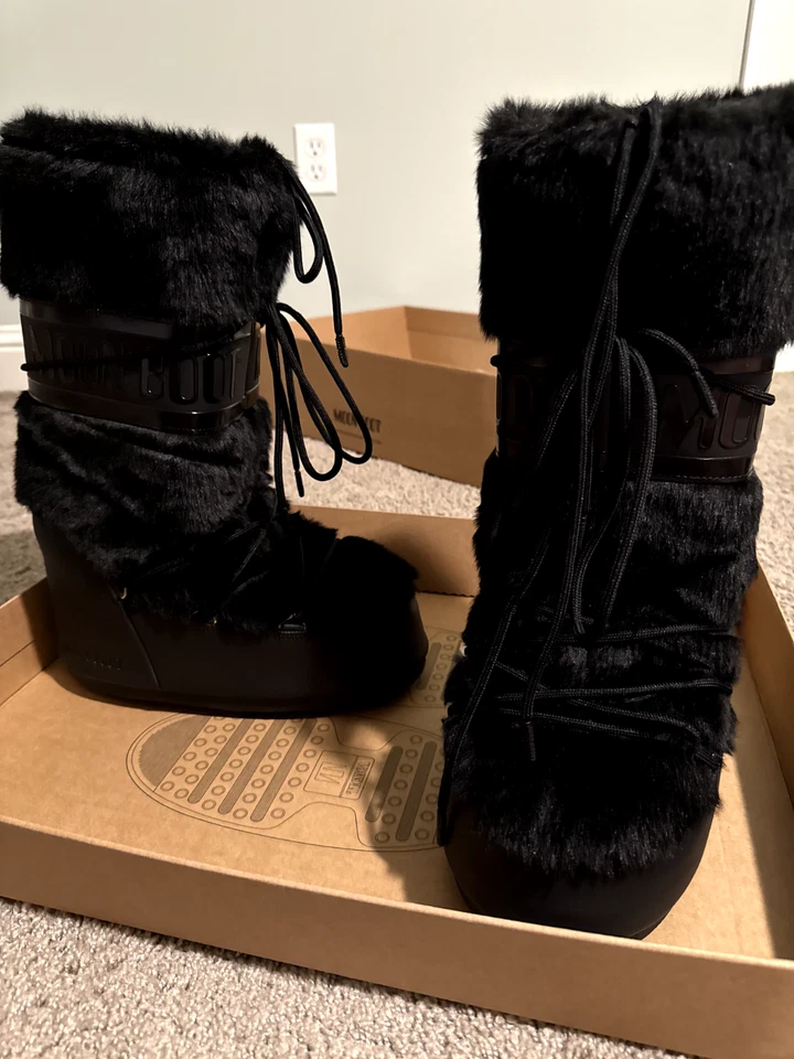 Moon Boot ICON Blac Faux Fur 32-34 - Image 1 of 3