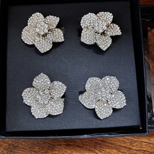 Tahari Rhinestone Napkin Rings Set of 4 Jeweled Flower Holiday, Wedding - Picture 1 of 5