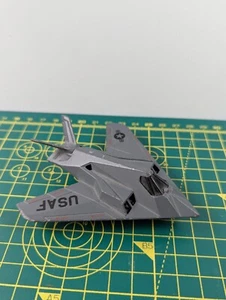 Matchbox Skybusters SB-36 Lockheed F-117A Stealth Fighter Nighthawk Grey USAF - Picture 1 of 8