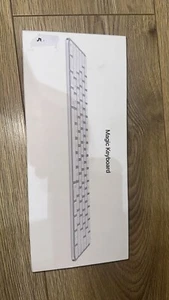 Apple Magic Keyboard A2450 BRANDNEU; VERSIEGELTE VERPACKUNG; SCHNELLER VERSAND - Bild 1 von 4