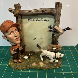 Bobble Head Duck Hunter Picture Frame. Rich Collection Picture Frame. - Picture 1 of 7