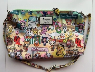 Bolso Bandolera JuJuBe Tokidoki Be Quick Muñequera de Hombro y Paci Pod Toki Market Foto 1 de 4