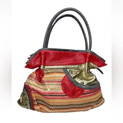 Bolso de hombro Cirque du Soleil de cuero sintético bordado con lentejuelas rojo Foto 1 de 4