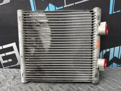 OEM 2018-2020 MERCEDES BENZ E63S E63 W213 RADIADOR ENFRIADOR DE ACEITE 0995005700 Foto 1 de 4