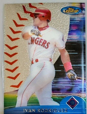 2000 Topps Finest - Ivan Rodriguez #80 Refractor - Image 1 of 2