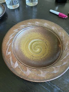 Studio Pottery Shallow Inscribed Bowl Signed Parker - Picture 1 of 4