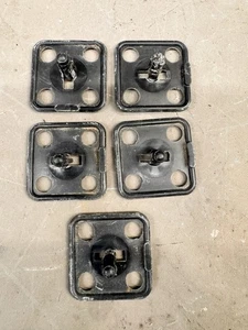 1968 1969 1970 Mustang Mach 1 Grande Cougar XR7 Eliminator Hood Insulation Clips - Foto 1 di 6