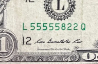 2013  $1 Dollar Bill 55555822 ( 5 of a Kind and a Pair Together) - Image 1 of 3