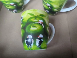 Maxwell Williams Granny Chefs Mug 2007 - Picture 1 of 3