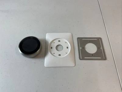 Google Nest Smart Thermostat 3rd Gen (A0013) White w/ Wire Harness Mount & Trim - Image 1 of 4