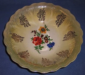 Vintage large vegetable SERVING BOWL dish flower green iridescent Heinrich HC - Picture 1 of 3