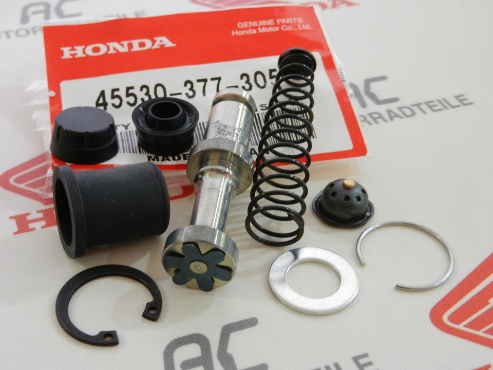Kit de reparación de cuatro cilindros maestros de freno delanteros Honda CB 750 K0 K1 K2-K6 F1 Foto 1 de 1