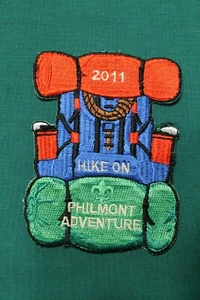 PHILMONT ADVENTURE 2011 HIKE ON PATCH - BSA (X42) Boy Scouts Scout Ranch Hiking - Picture 1 of 3