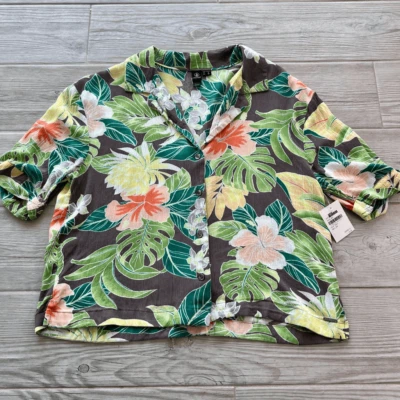 Volcom Womens Green Gray Floral Hawaiian Button Down Shirt Size Small NWT - Image 1 of 4