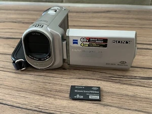 Camescope Sony Handycam DCR-SX30 , sans chargeur , fonctionnel . - Photo 1/13