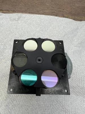 Filter wheel with 5 Filters 562,405, 490, 650, 450nm - Image 1 of 4