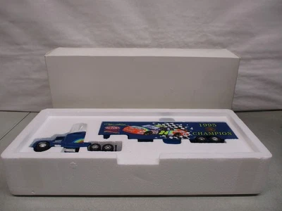 1995 White Rose Collectibles Jeff Gordon Dupont 1995 Champion Transporter 1/64 Foto 1 de 3