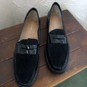 John Lewis UK 4 EU 37 Black Patent Leather & Suede Loafers Moccasins - Picture 1 of 7