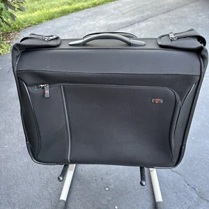 Victorinox Werks Premium Rolling Garment Bag- Black - Picture 1 of 11